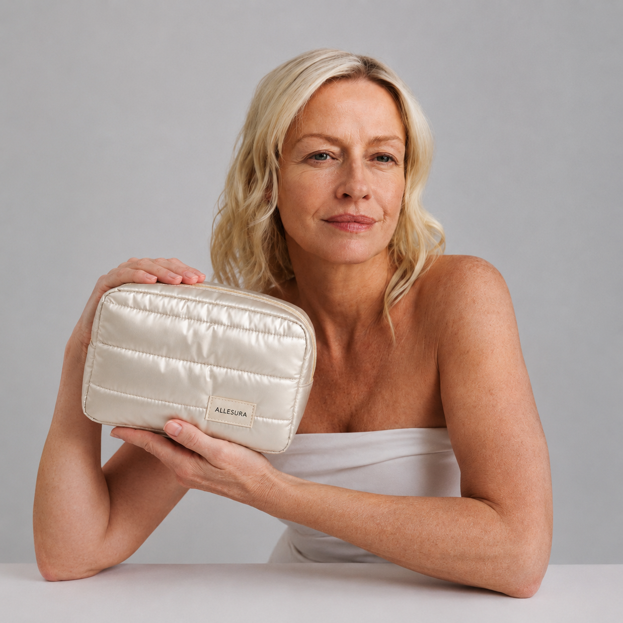 Allesura Travel Bag - Free Gift